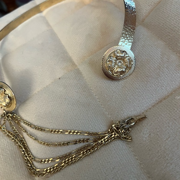 Vintage choker style necklace. - Picture 3 of 5